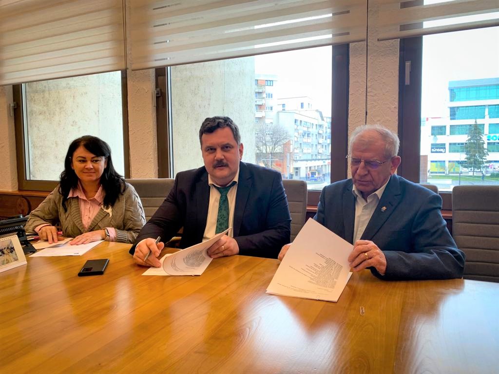 Ambulatoriul de specialitate din Tășnad, reabilitat cu fonduri europene!