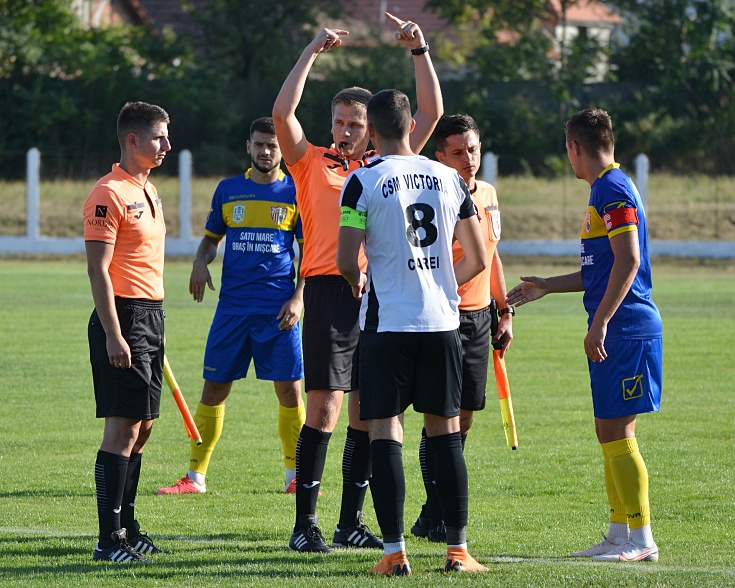 Liga a 3-a : CFR II Cluj Napoca- Victoria Carei, sâmbătă ora 15.00. Fără Tillinger, la Iclod