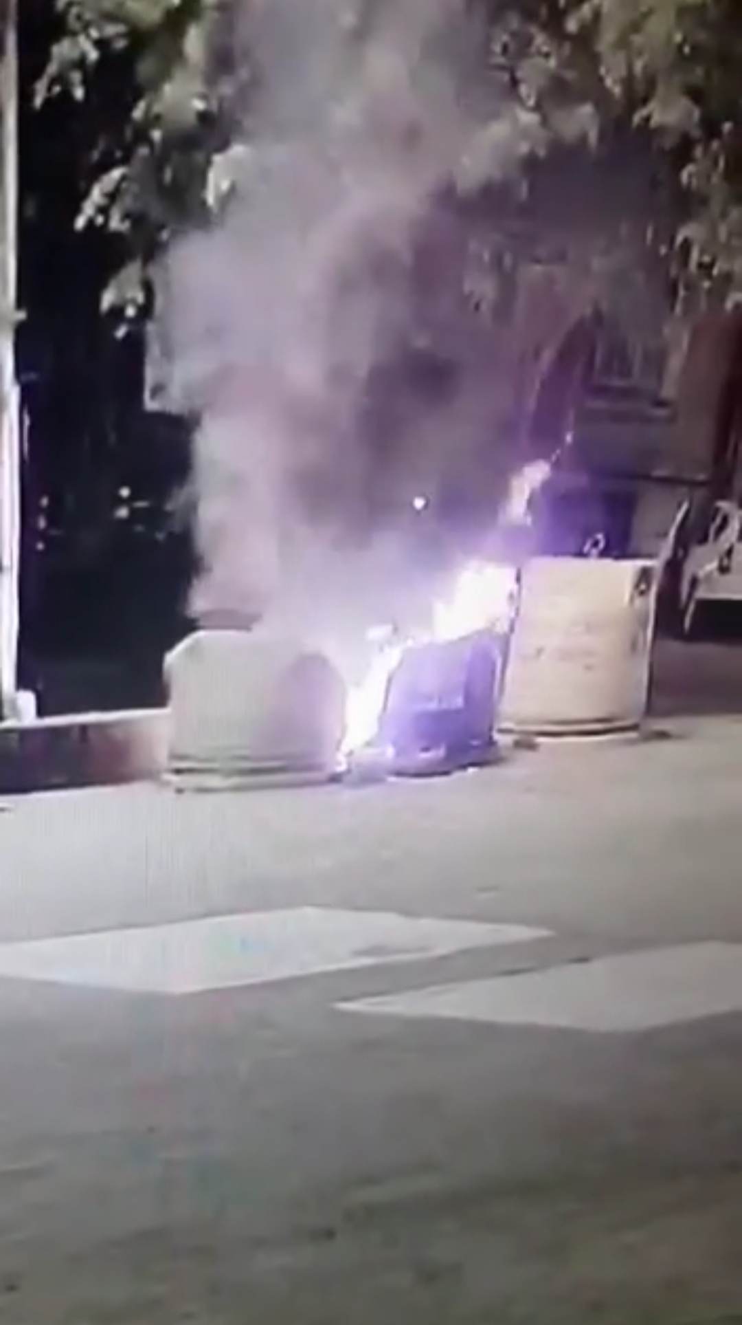 Inendiu provocat intenționat de un bărbat, în Satu Mare