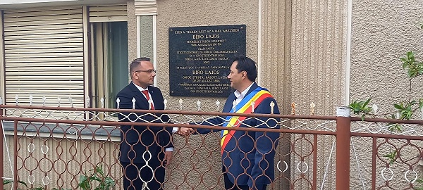 La Tășnad s-a putut! Placă comemorativă dezvelită în cinstea omului de știință de notorietate mondială Bíró Lajos