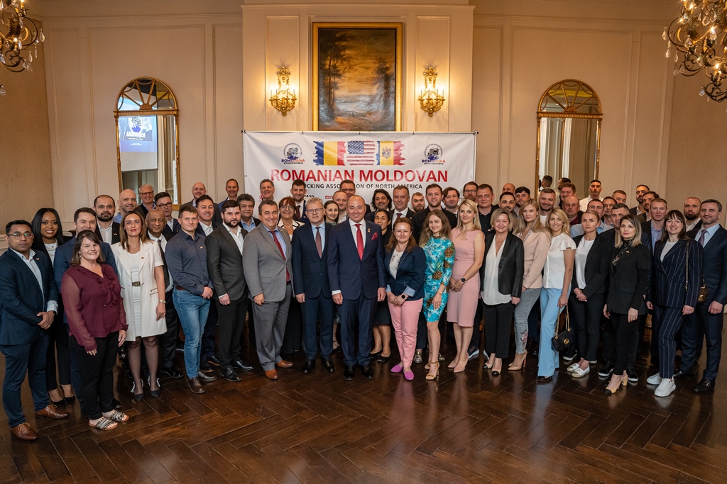 Peste 2.000 de companii de transport și transportatori cu origini românești și moldovenești, care dețin peste 45.000 de camioane, au înființat prima asociație de profil din America de Nord