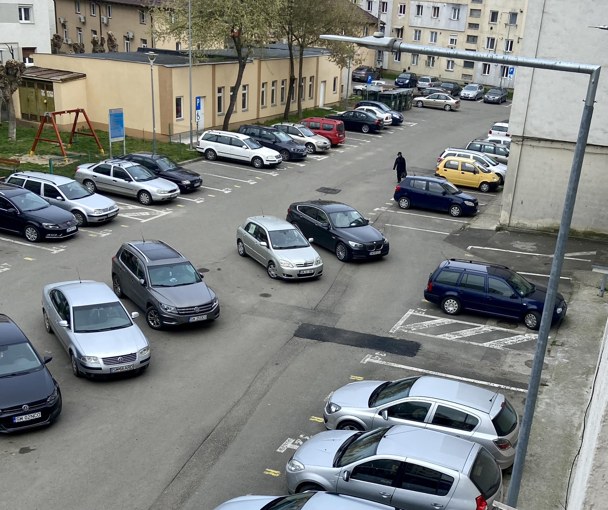 Cine-a parcat greșit?