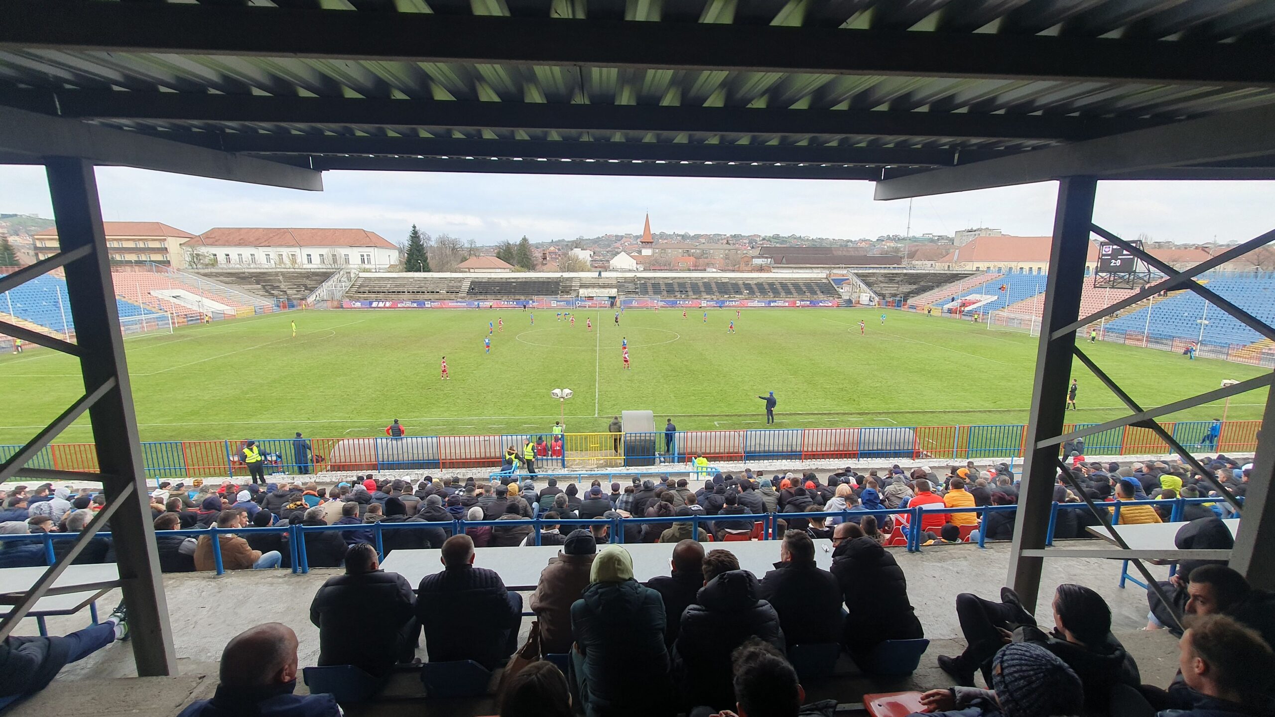 Revanșa se mai lasă așteptată...