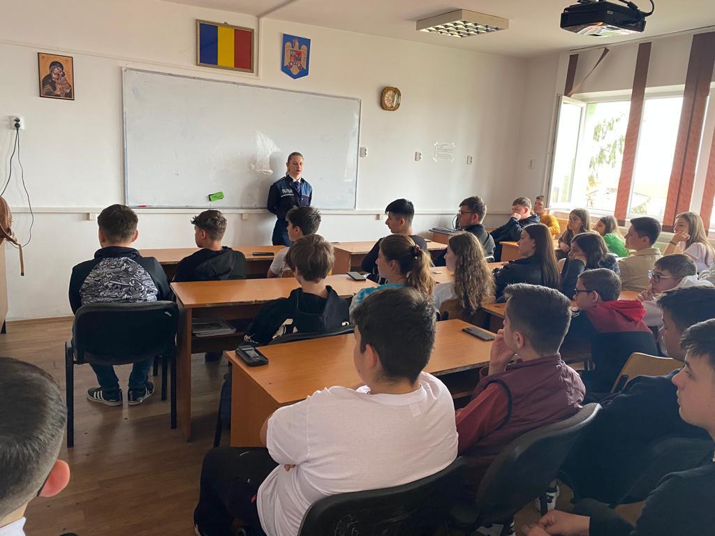 Elevii negreșteni învață să spună NU drogurilor