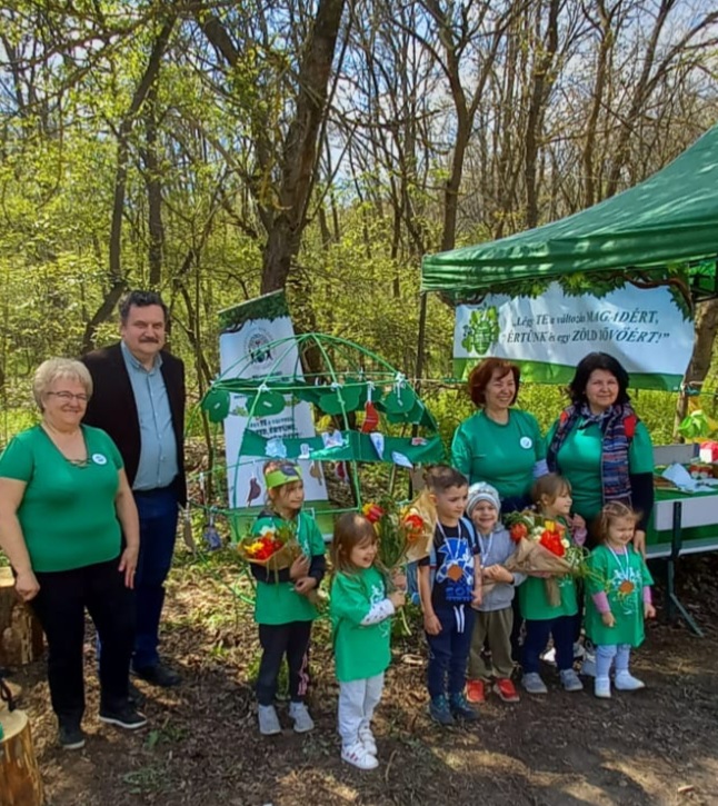 FOTO. Un Someș fără plastic - expoziţie realizată cu ocazia evenimentului ecologic "Ziua Mondială a Pământului