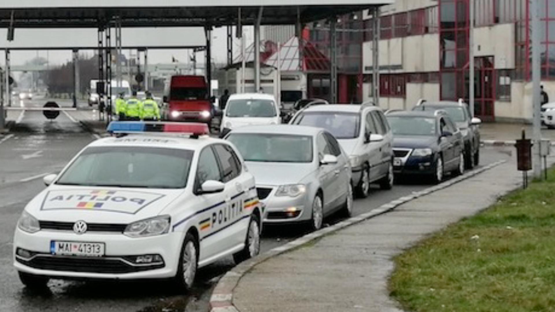 Cu permis de conducere fals, cumpărat de pe internet cu 250 de euro, depistat în Petea