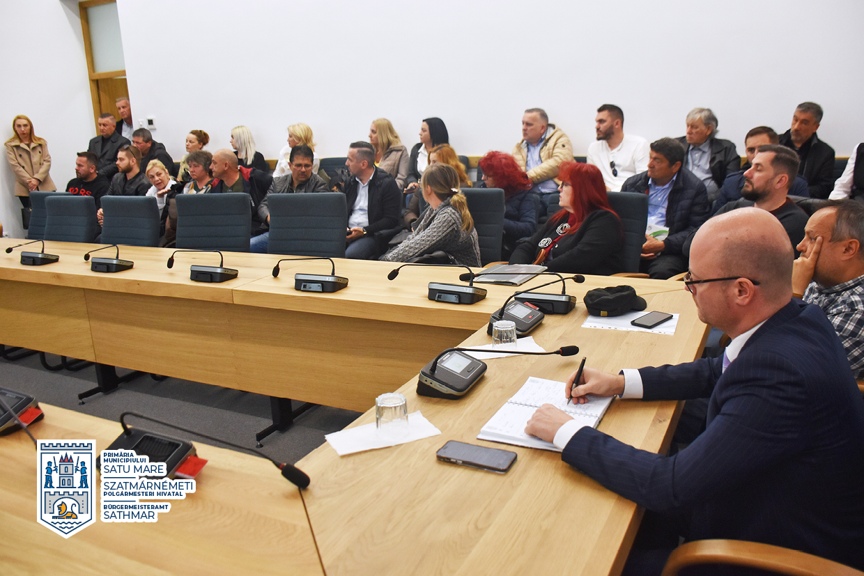 Primarul Kereskényi s-a întâlnit cu reprezentanții societăților din zona Centrului Vechi