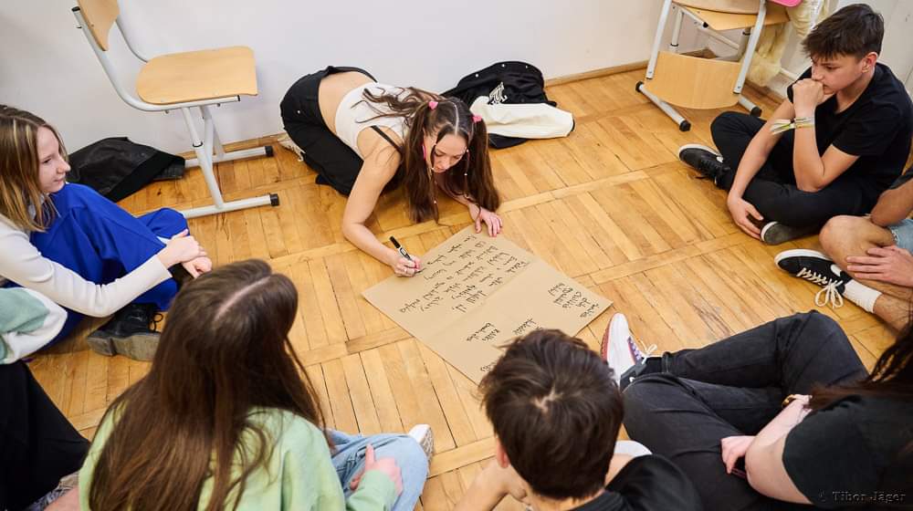 Spectacol de teatru educațional într-un proiect de cooperare transfrontalieră RO-HU