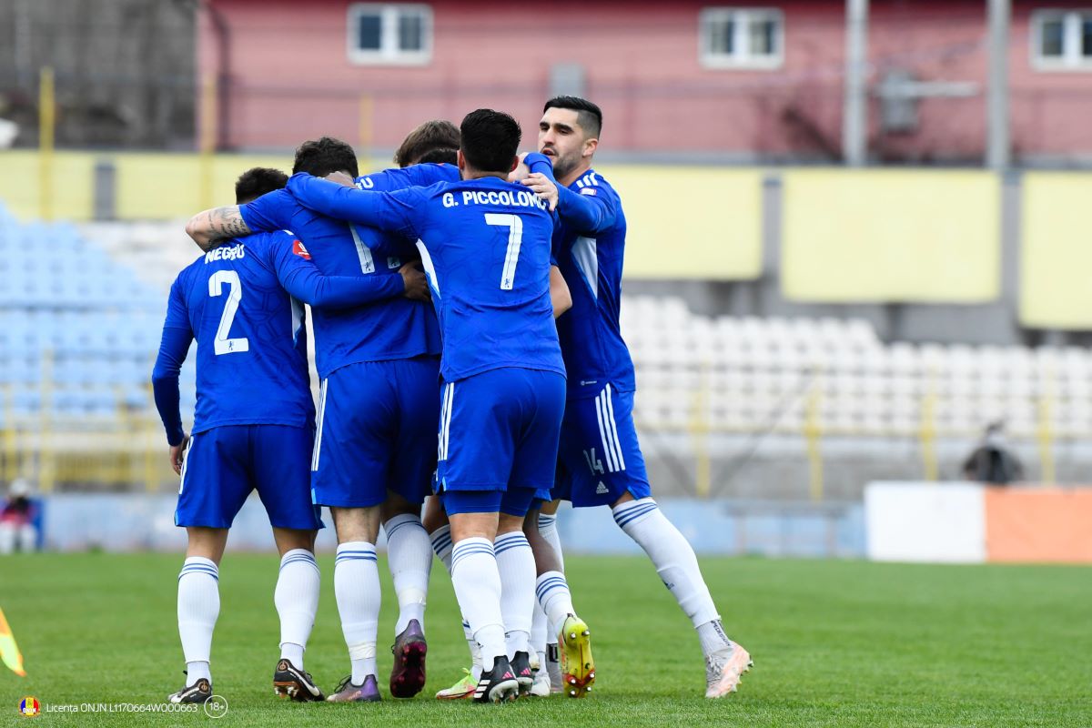 Liga 1. FCU Craiova 1948 și FC Voluntari luptă pentru continuarea visului european