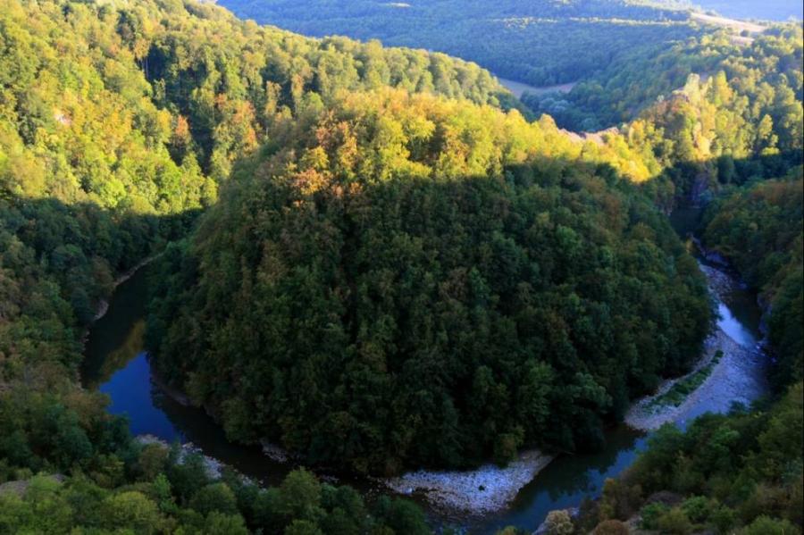 Destinații de week-end Cheile Lăpușului – loc unic în România, paradisul practicanților de sporturi extreme