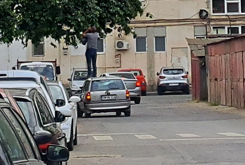 A furat o mică avere,  doar în stomac