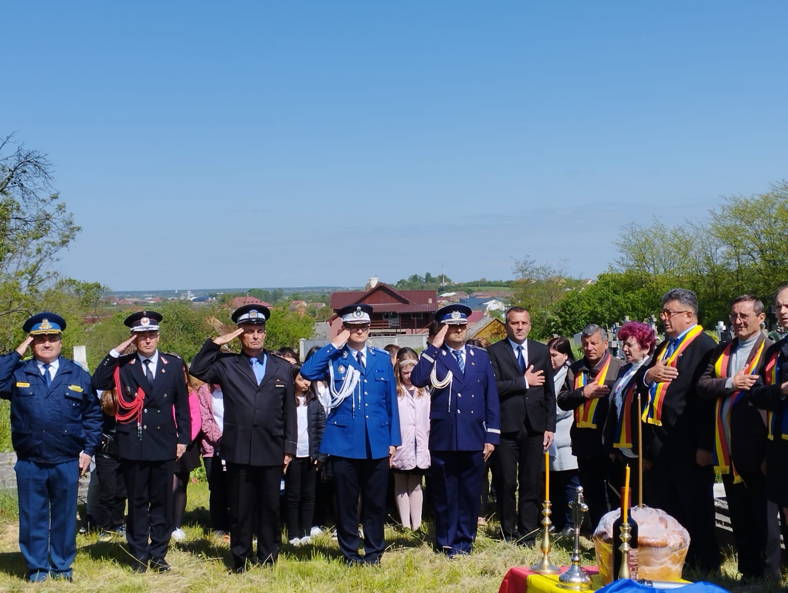 Activități de comemorare a eroilor , la Gerăușa , Mădăraș, Ardud