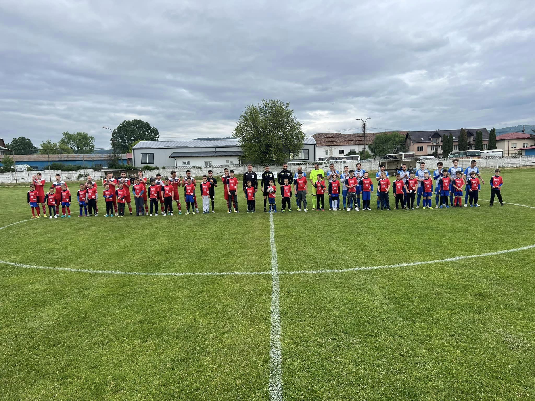 Liga a 4-a elite. Lupta pentru titlu, o afacere-n TREI!