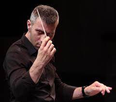 „Viorile” juvenile ale românilor