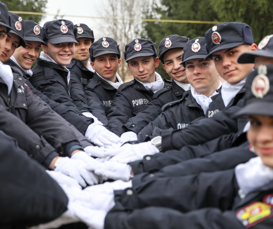 Pompierii caută... viitori pompieri