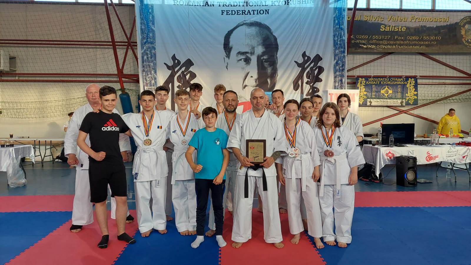 Karateka de la Okinawa au obținut 28 de medalii la Naționale!