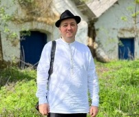  Interviu artă-cultură: Ce frumos e omul!