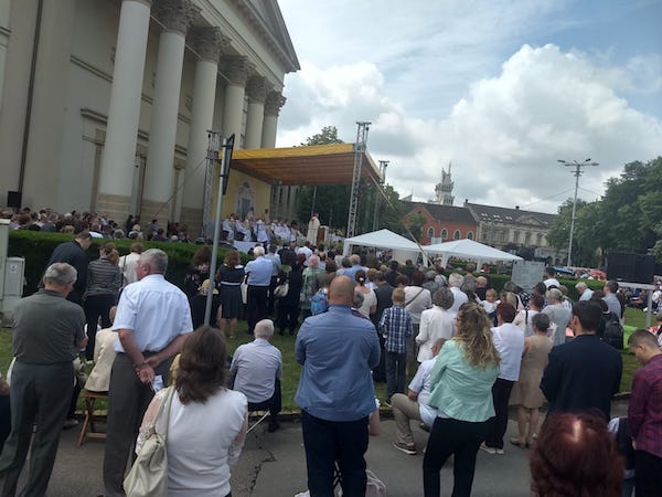 Mii de credincioși au participat la Hramul Diecezei Romano-Catolice