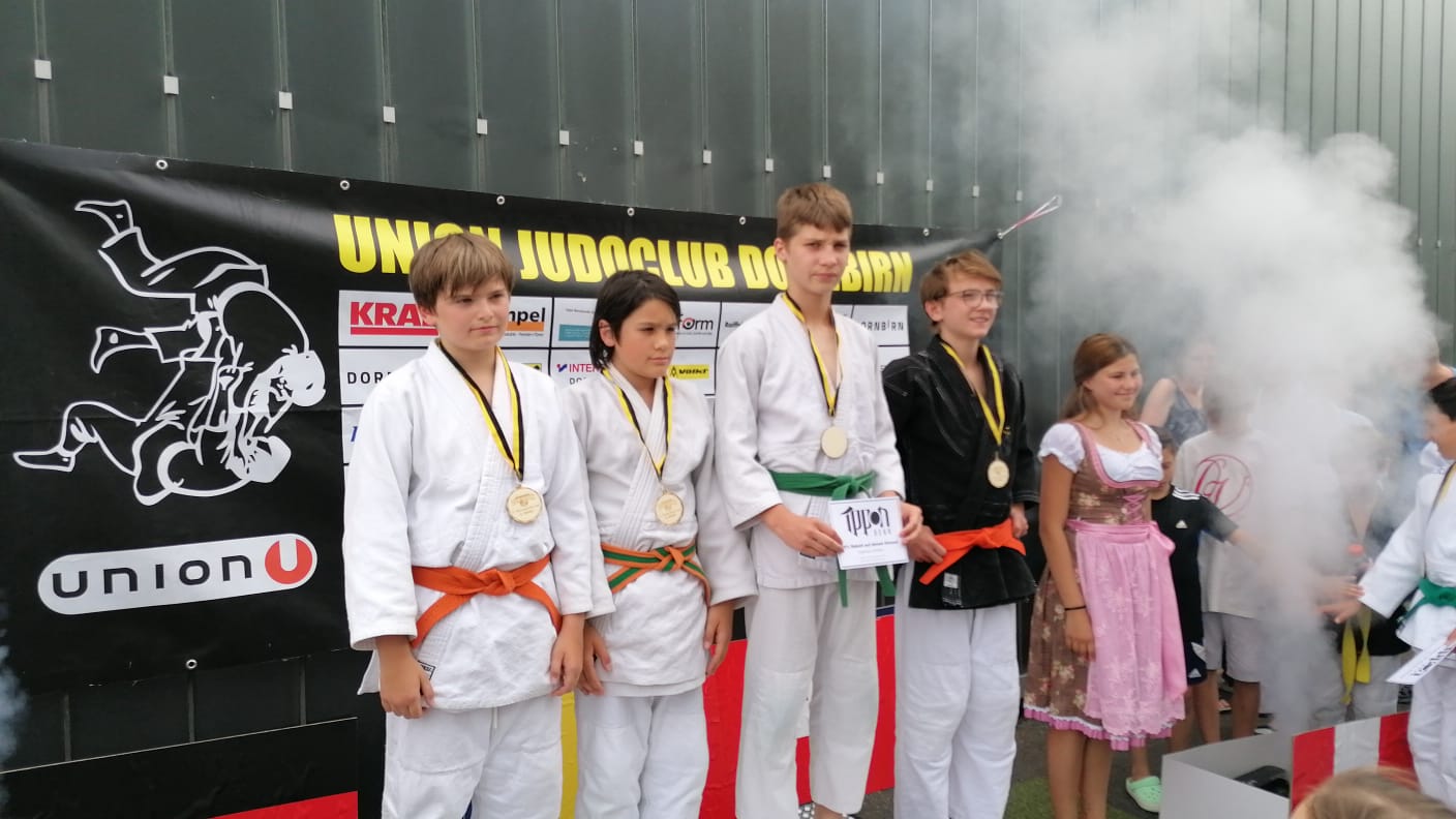 CSM Olimpia Satu Mare. Judoka antrenorului Gergely Attila, pe podium în Austria