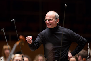 Vezi cu urechile tale „Visul unei seri de vară”