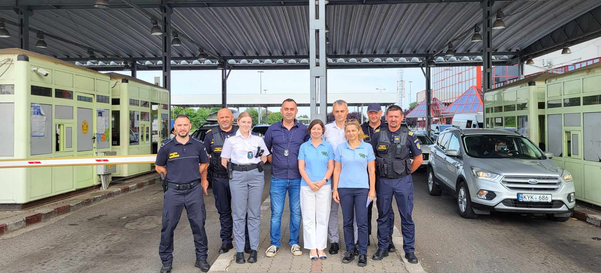 ȘOFERI INFORMAȚI DE SPECIALIȘTII ANTIDROG ȘI POLIȚIȘTI DE FRONTIERĂ DIN SATU MARE CU PRIVIRE LA CONȘTIENTIZAREA EFECTELOR CONSUMULUI DE ALCOOL ȘI SUBSTANȚE PSIHOACTIVE LA VOLAN