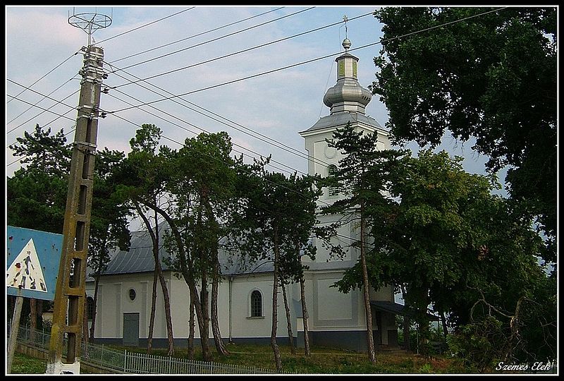 Andrid – localitate cu o istorie de peste șapte se-cole. Este locul unde  găsim cel mai mare număr de berze albe din județ şi chiar din Europa