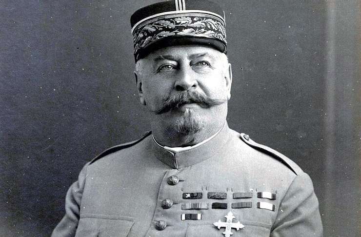 Cum l-au întâmpinat românii pe faimosul general Berthelot, aflat în vizită prin părțile sătmărene. Tot acum s-a hotărât ca denumirea de Satu Mare să o înlocuiască pe cea de Szatmar