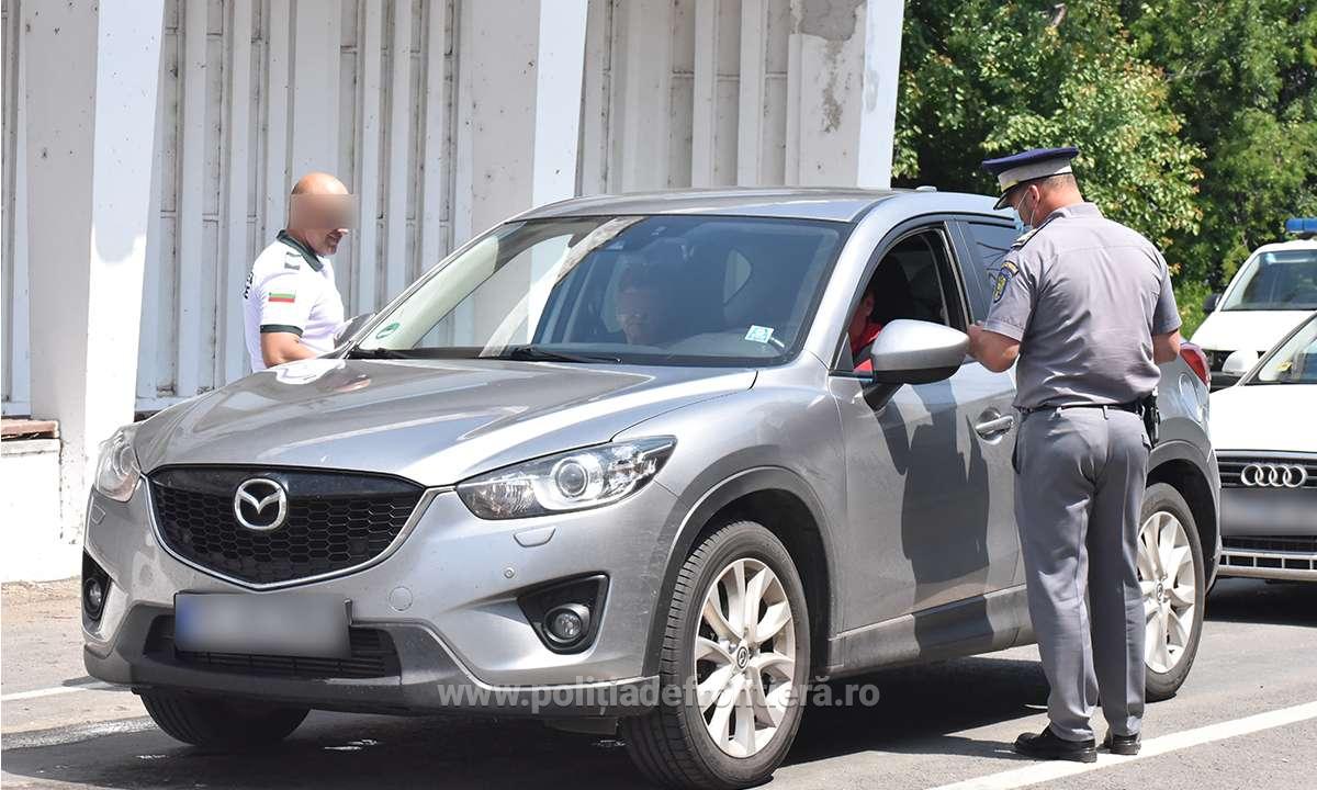 Permise de conducere și certificat ITP false descoperite la controlul de frontieră