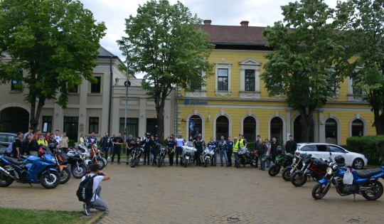 Motocicliştii există în trafic