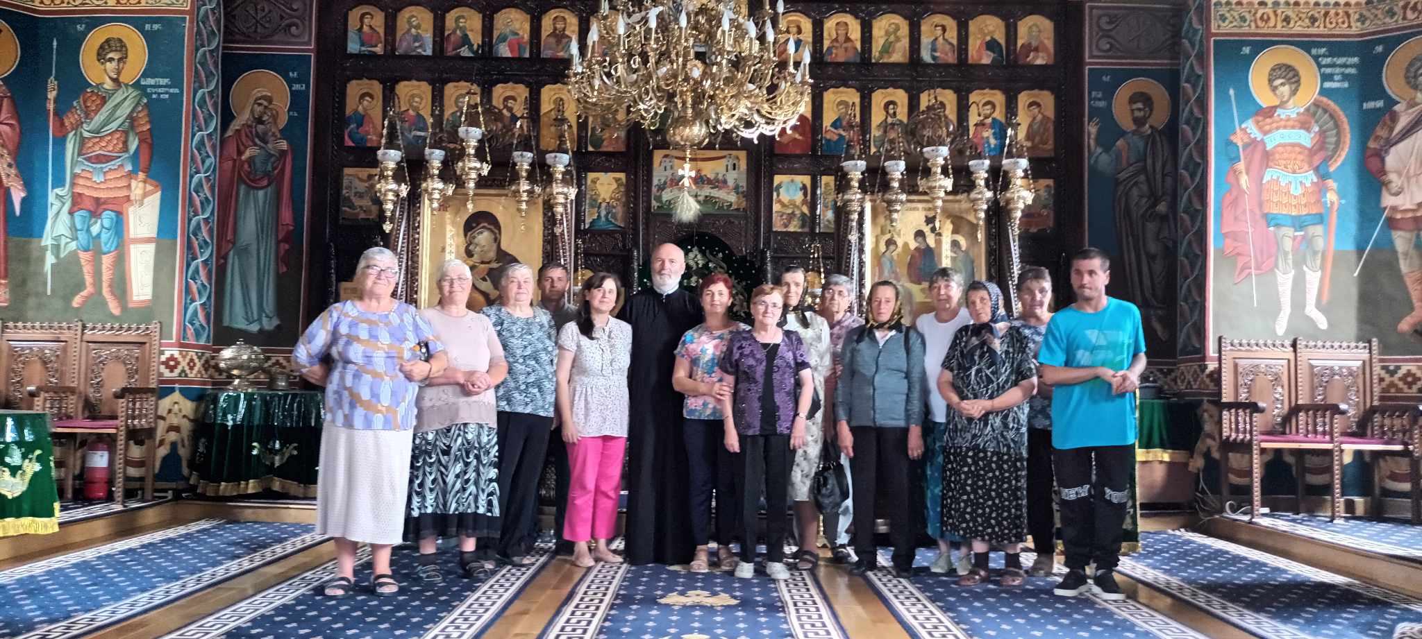 Pelerinaj la mănăstirile din Oaș pentru vârstnicii din Gelu, Terebești și Pișcari