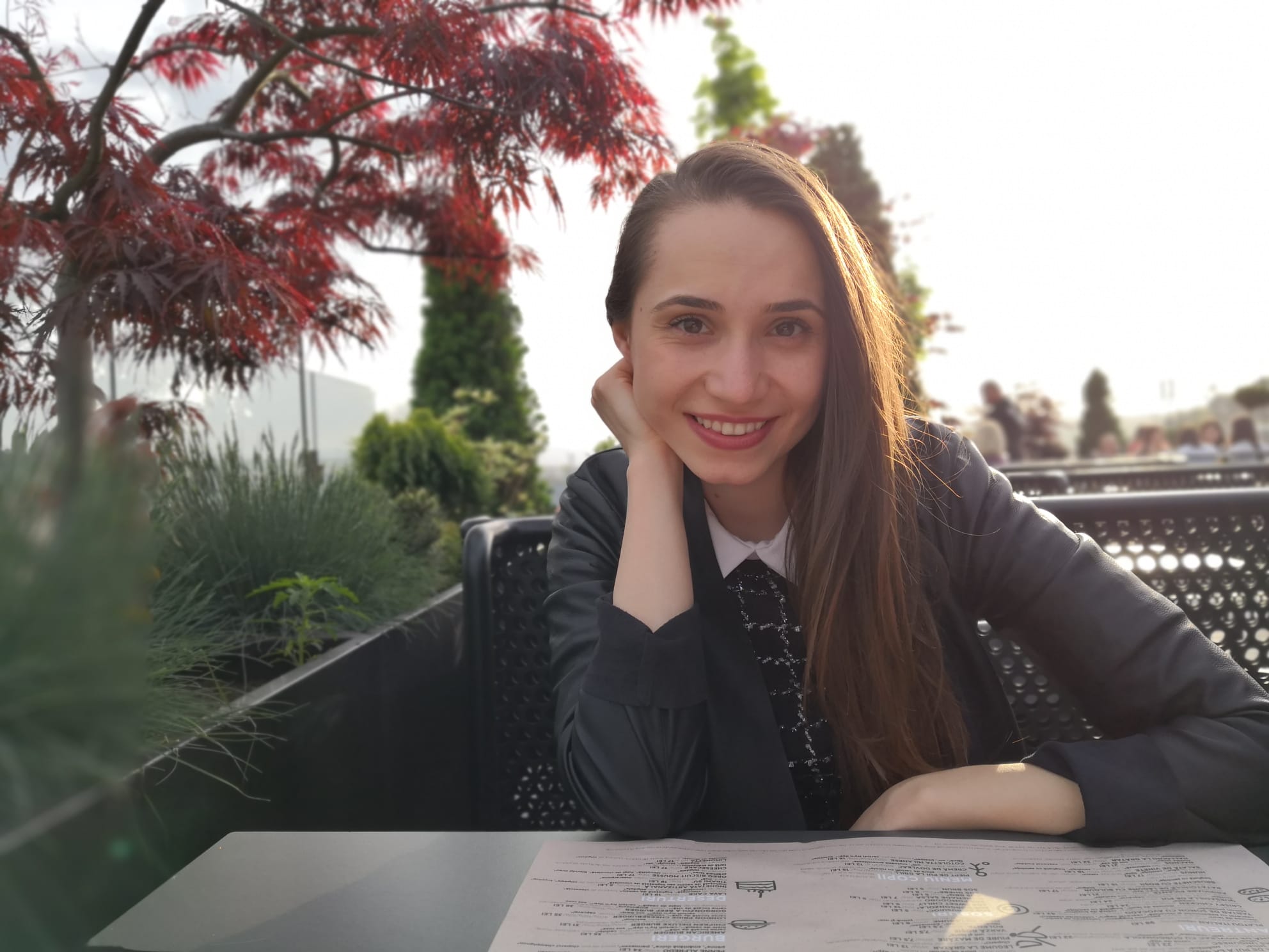 FOTO. PERFORMANȚĂ. Luana Buda, singura PROFESOARĂ DE ZECE  din județ