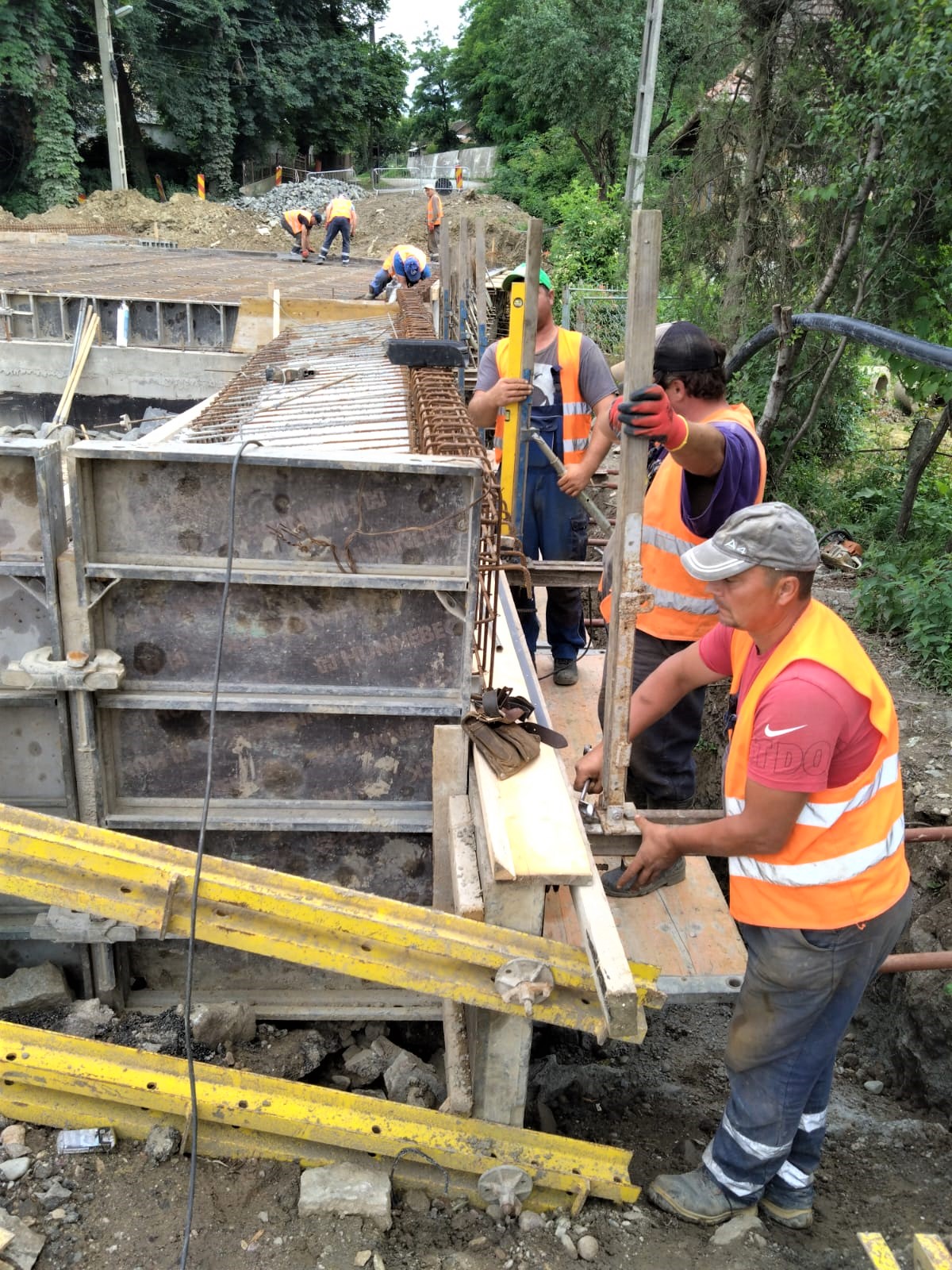 FOTOGALERIE. Un nou pod se construiește în județ