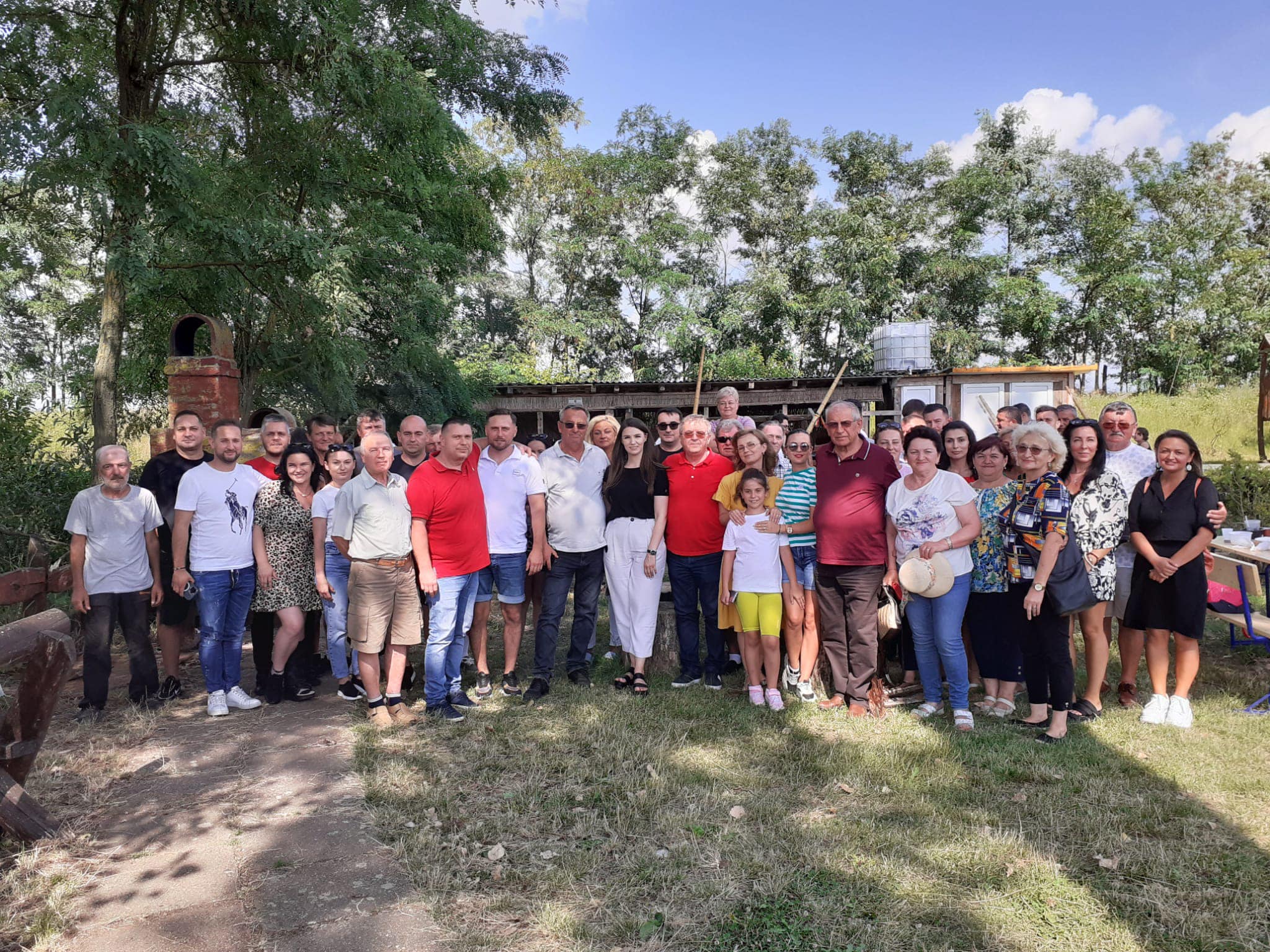 FOTOGALERIE. Eveniment de socializare dedicat copiilor organizat de PSD la balta de la Ianculești