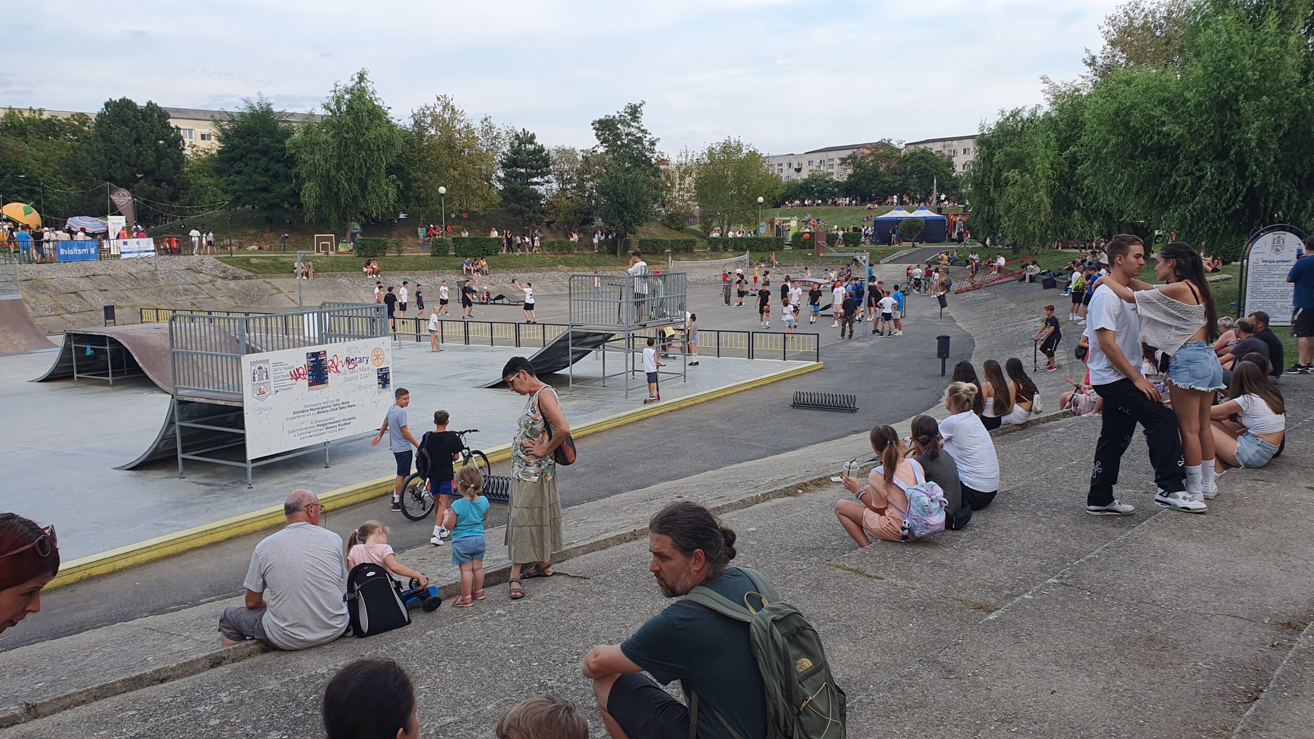 Estinca a încălzit dâmburile vineri seară!