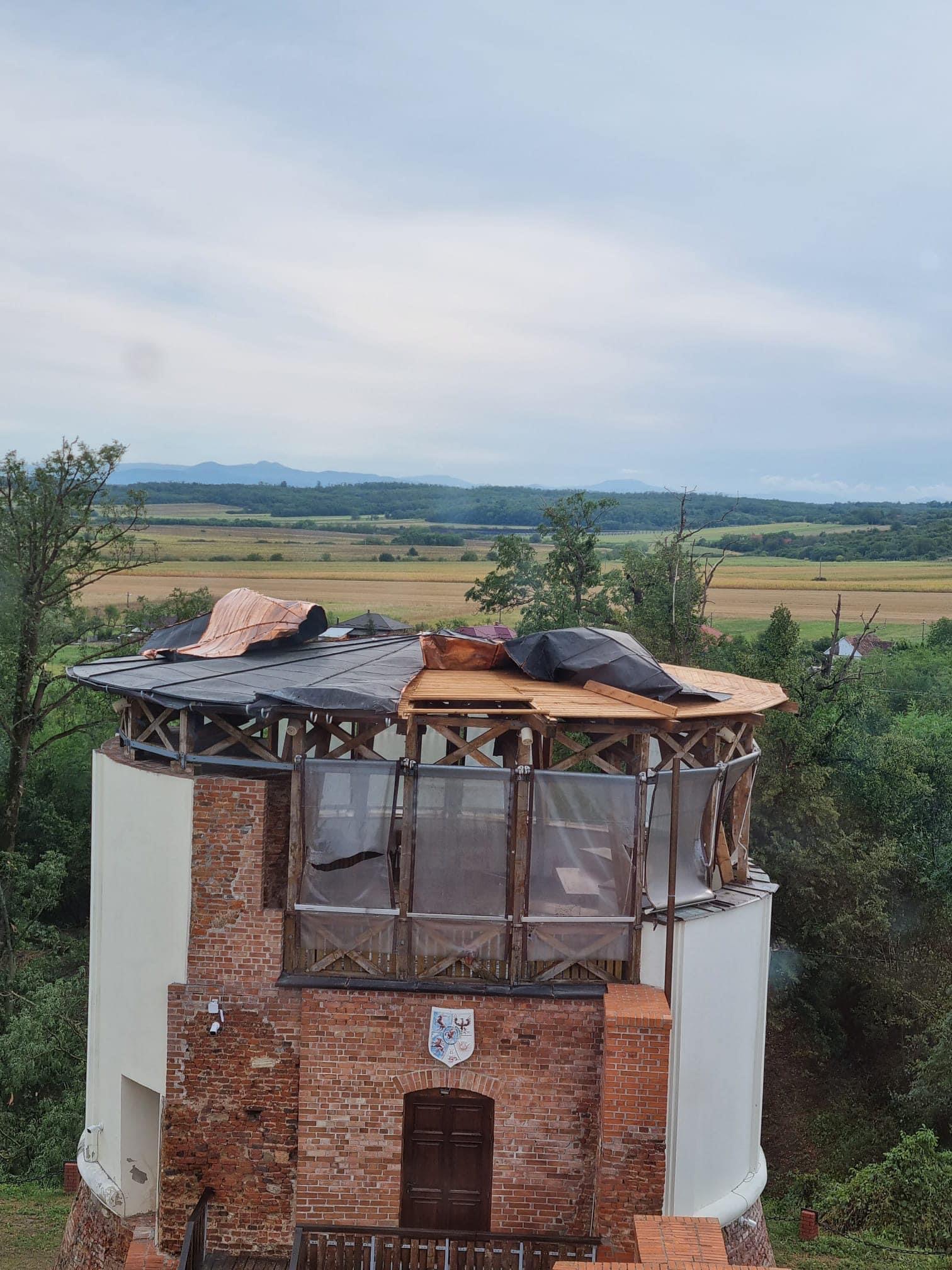 Furtuna provoacă daune însemnate în Ardud