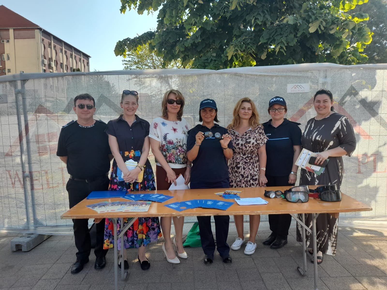 Polițiștii sătmăreni prezenți la „Zestrea Oașului”. Activități informative cu cetățenii negreșteni