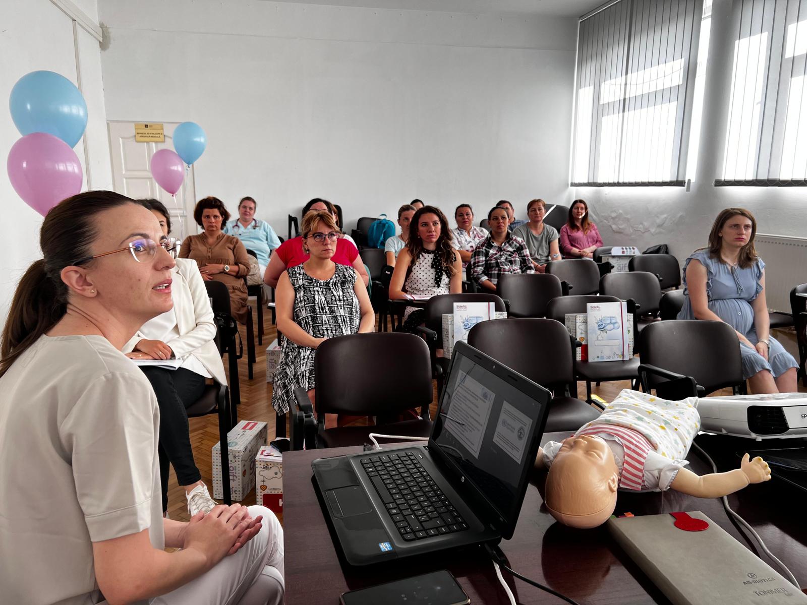 Curs pentru viitoarele mămici, organizat la Spitalul Județean