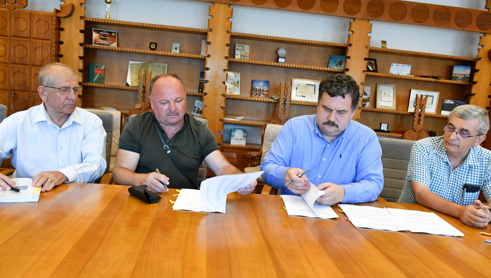 Un NOU POD  va fi CONSTRUIT în județ. CONTRACTUL  a fost SEMNAT