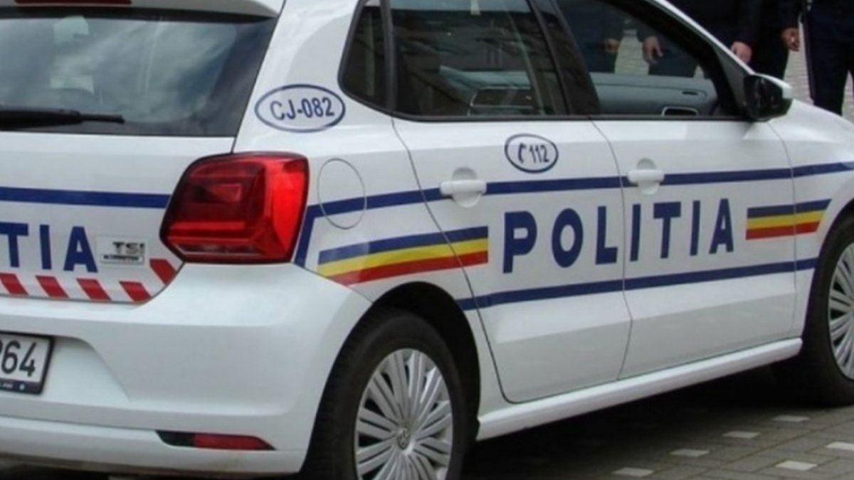 Minor lovit cu scaunul în cap de un bărbat într-o benzinărie din Satu Mare