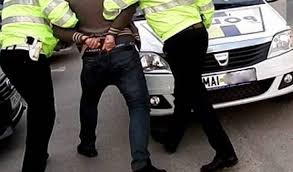 Dosar penal pentru un tânăr violent