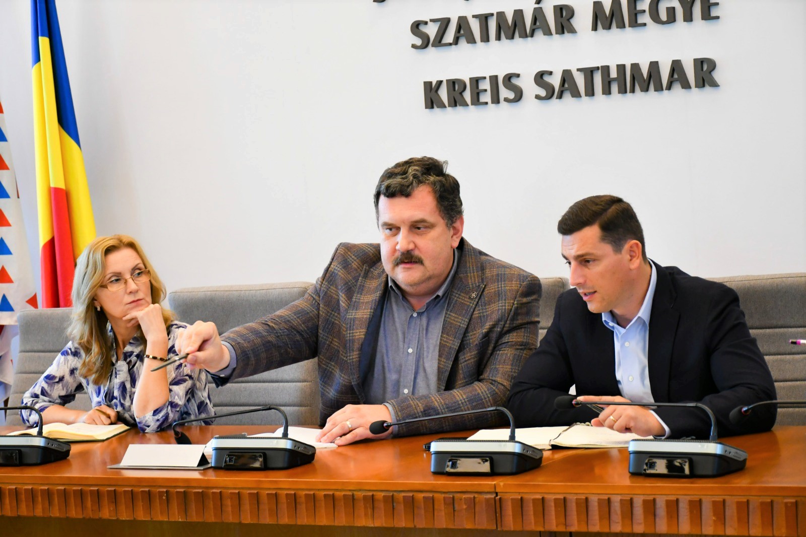 Ședință de lucru pentru analizarea evoluției studiului de fezabilitate pentru drumul expres Satu Mare – Baia Mare