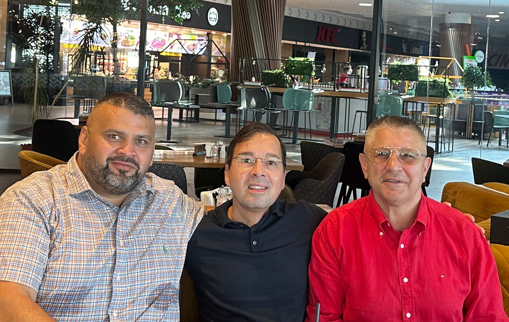 Box.Întâlnire între reprezentanții Ligii Profesioniste de Box și cel al IBO Europa, la Satu Mare