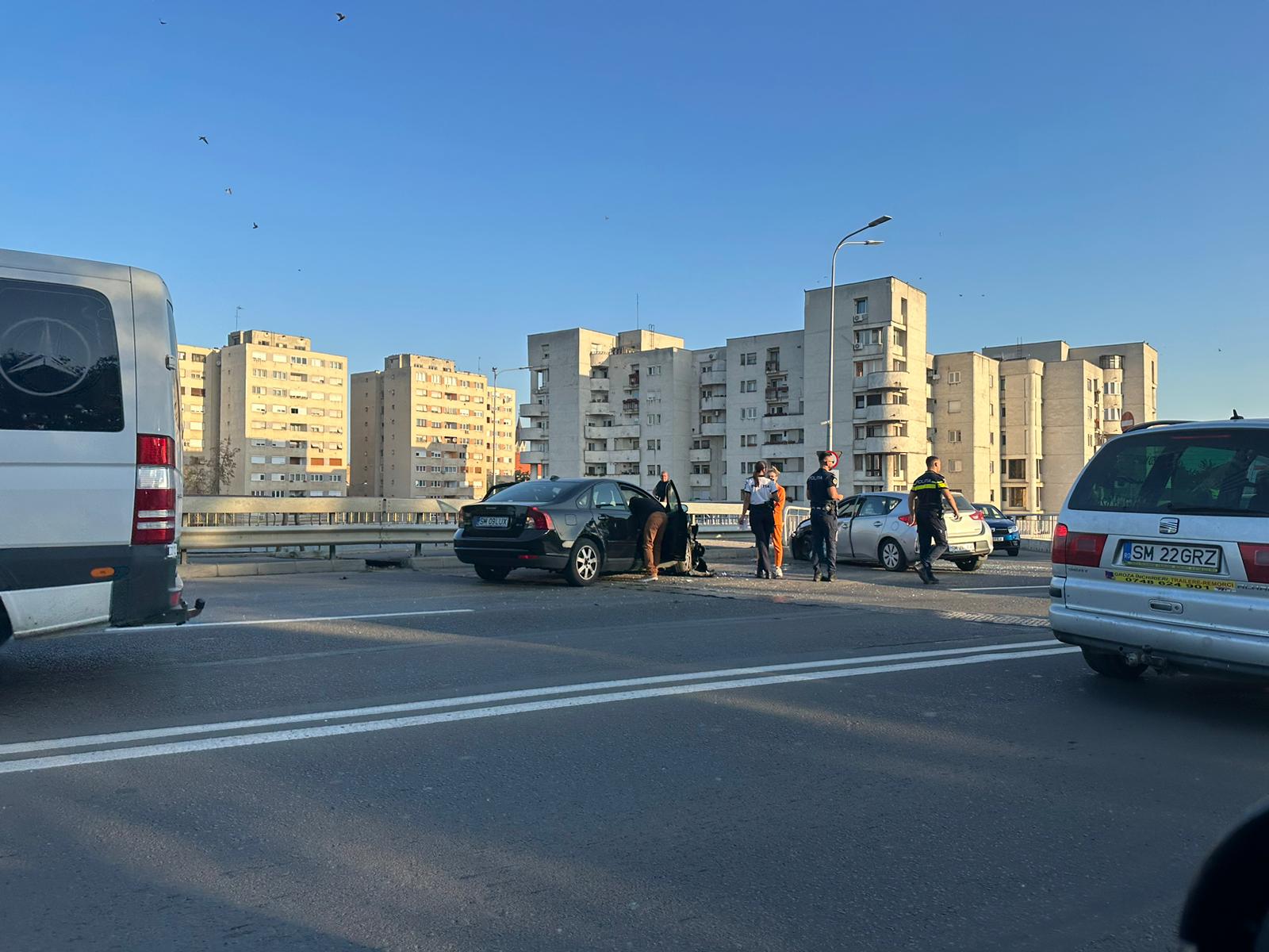 Accident rutier pe Podul Decebal din municipiul Satu Mare