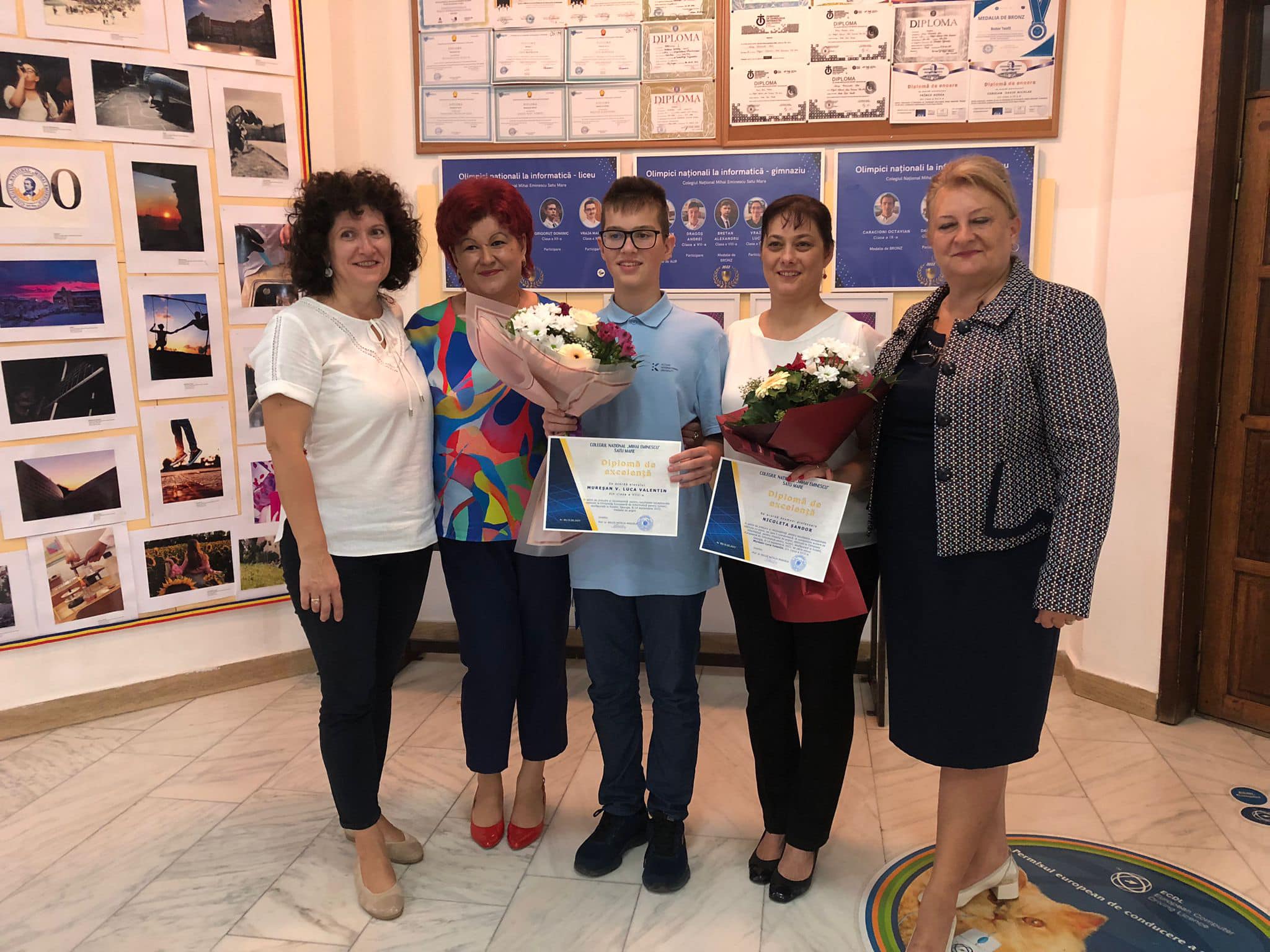 Elevul LUCA MUREȘAN, întâmpinat ca un MARE CAMPION de profesorii și colegii de la CN Mihai Eminescu