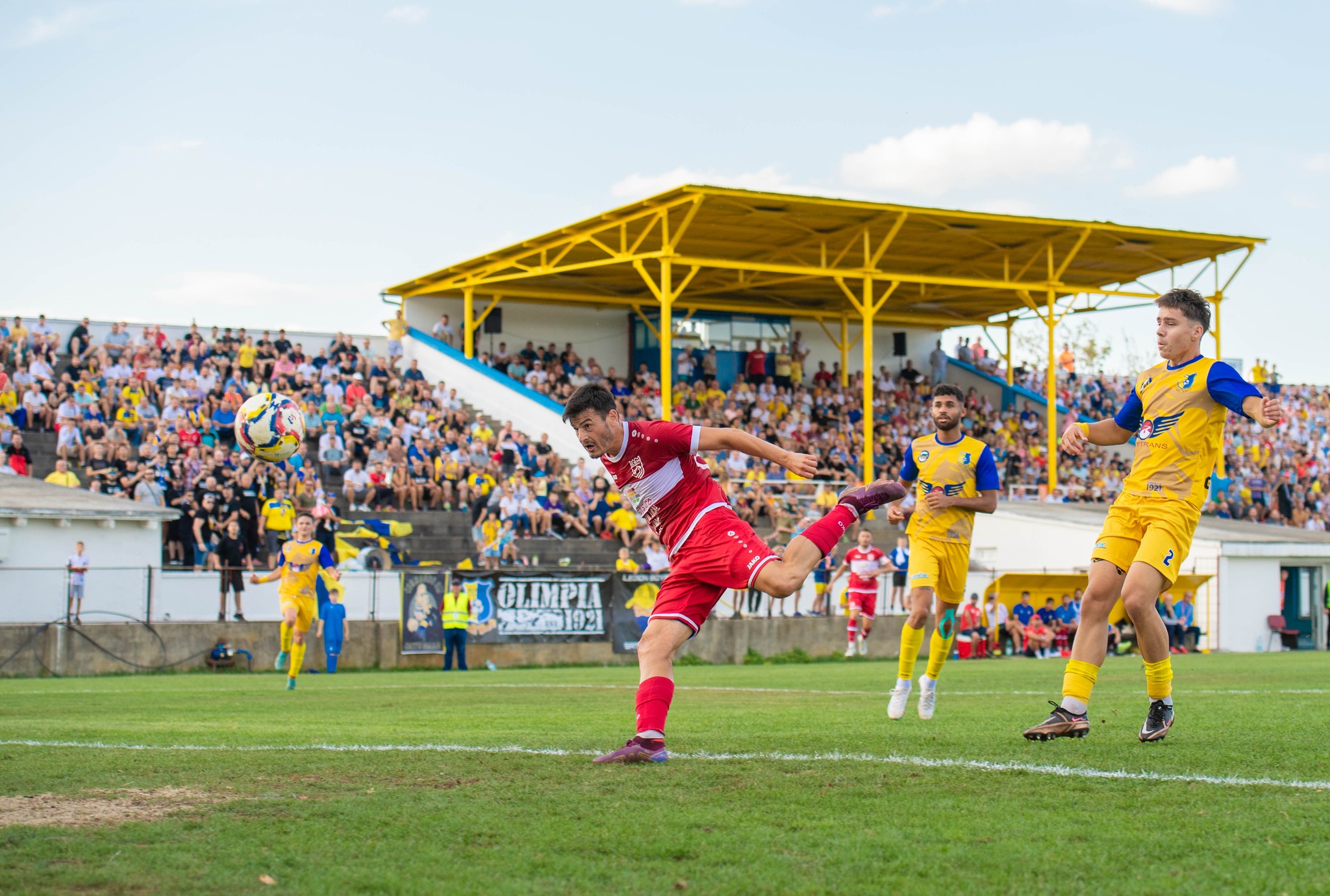 Liga a 3-a: Olimpia MCMXXI- CSM Olimpia 3-3 ( 1-2). Spectacol sătmărean pe teren și în tribune