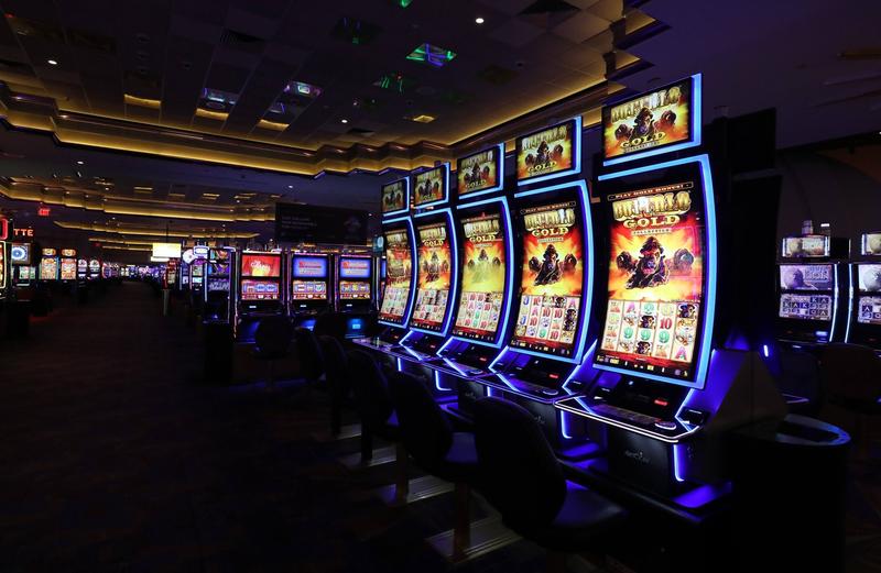 În sfârșit... Adio păcănele în oraș!