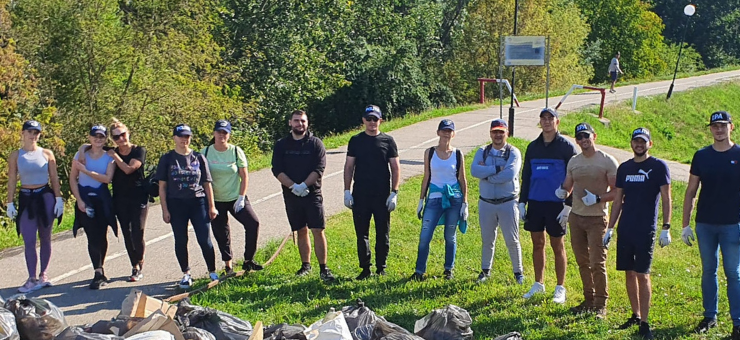 Polițiștii sătmăreni s-au alăturat campaniei Let’s do it România