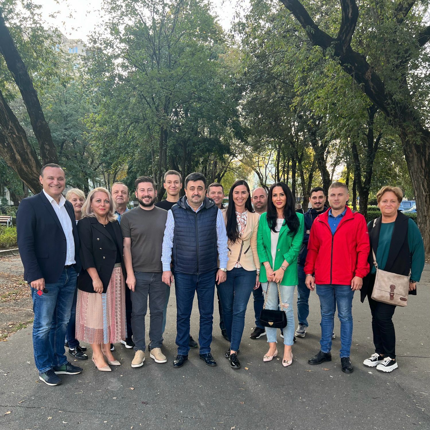 Întâlnire și discuții cu cetățenii din Micro 15