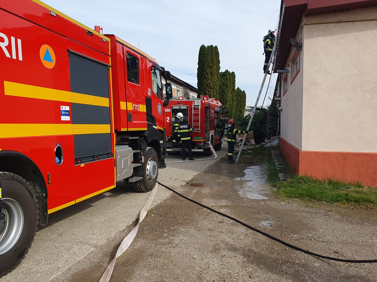 Exercițiu ISU la Negrești Oaș