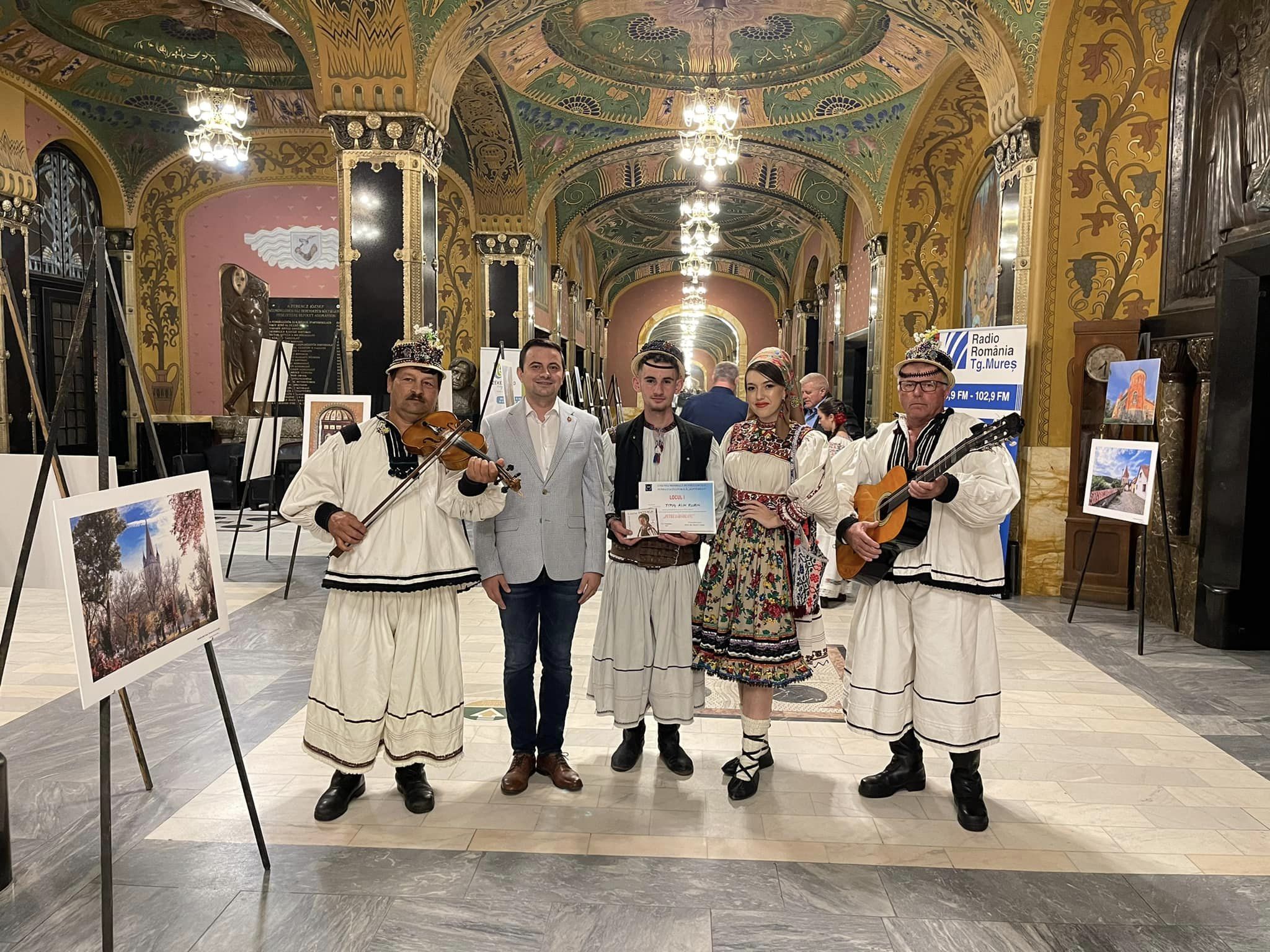 Alin Tipuș, sătmăreanul premiat cu locul 1 la Festivalul Concurs Internațional de Folclor ,,Petre Săbădeanu” de la Târgu Mureș!!!